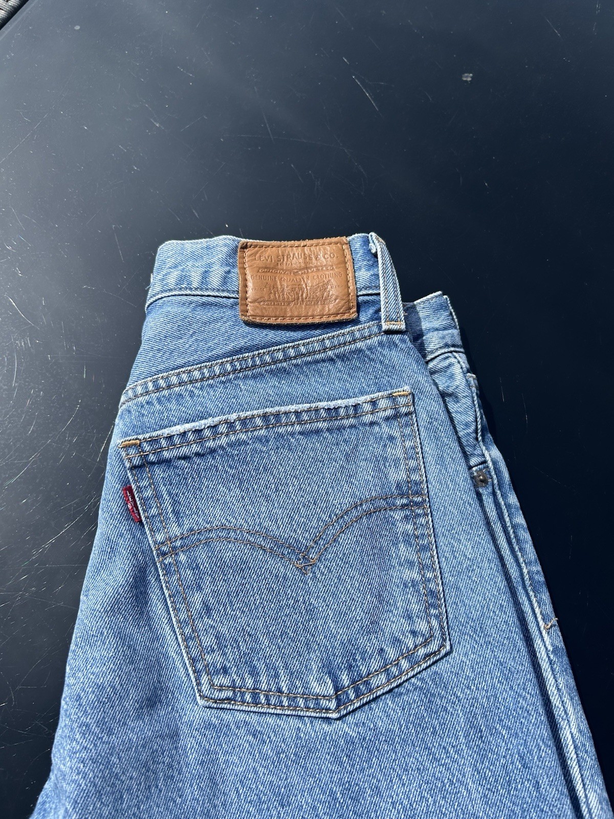 Levi 690 Premium Middy Straight Jeans Waist 26in Inside Leg 30in 100% Cotton