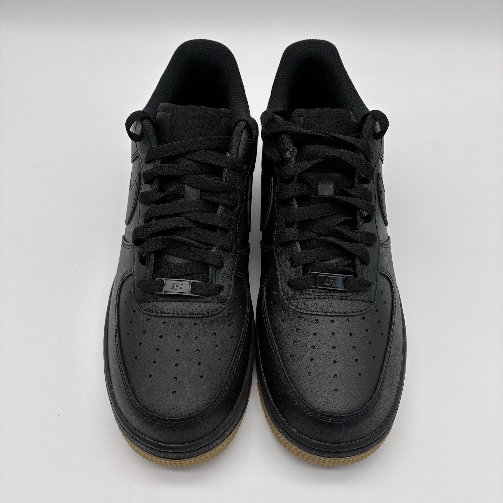 Nike Air Force 1 07 Low Black Gum DZ4404-001 NWOB Men Size 10.5