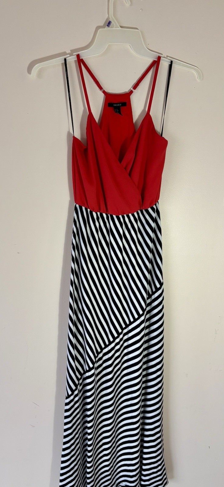 FOREVER 21 Women size Small /Red Black White Striped Maxi V-Neck Spaghetti Strap