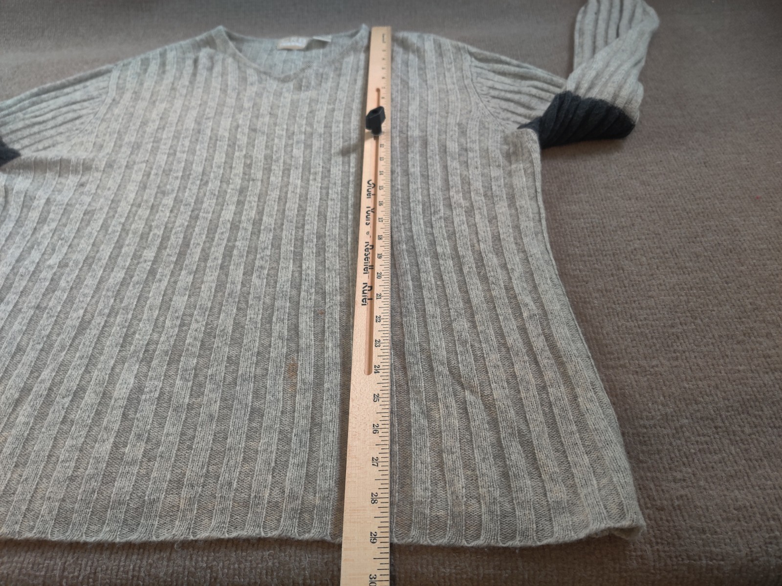 CRB Khakis Mens Medium Lambswool Acrylic Blend Pullover Sweater Gray V Neck