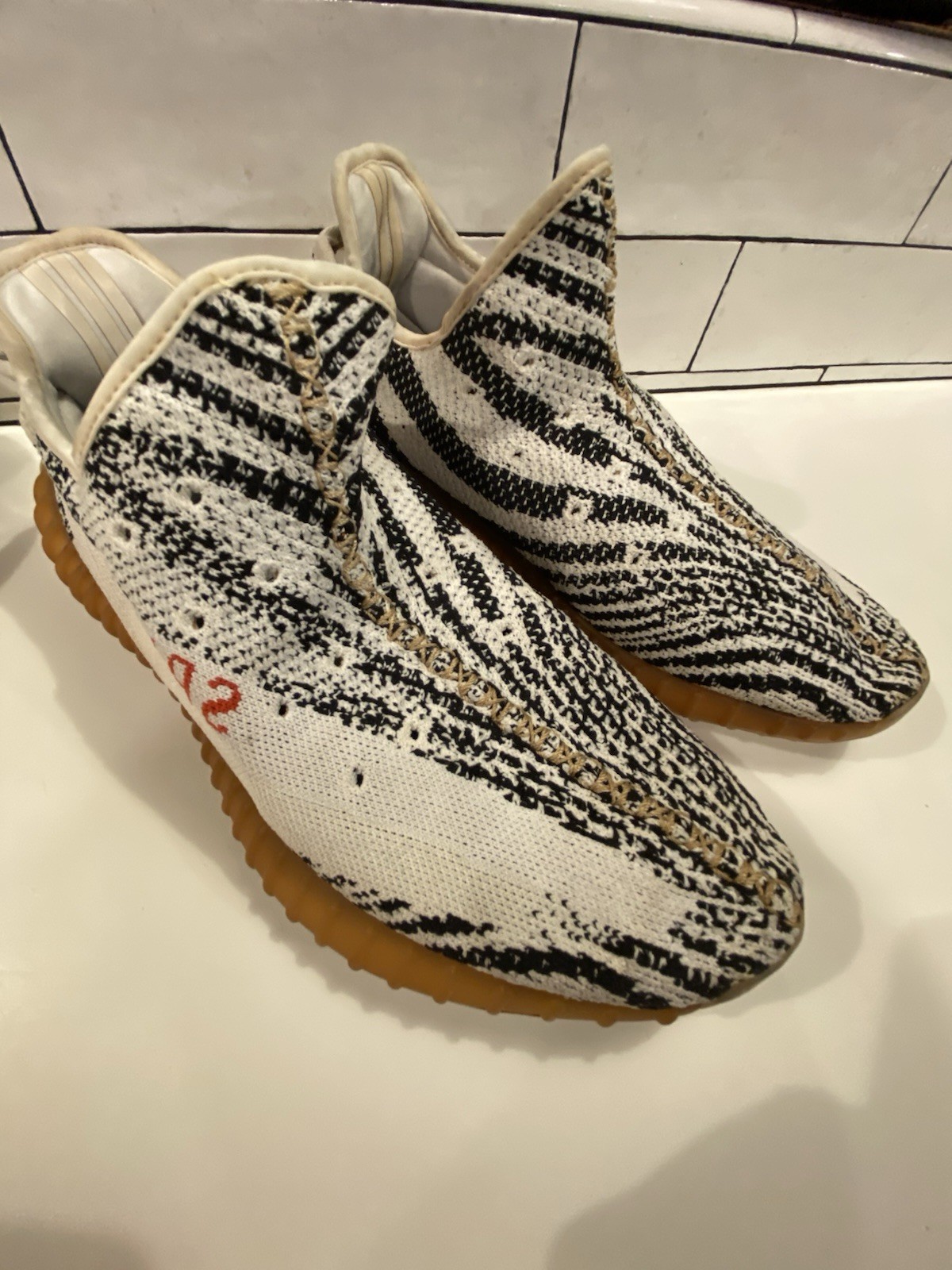 🥰Size 11 adidas Yeezy Boost 350 V2 Zebra Running Shoes🥰