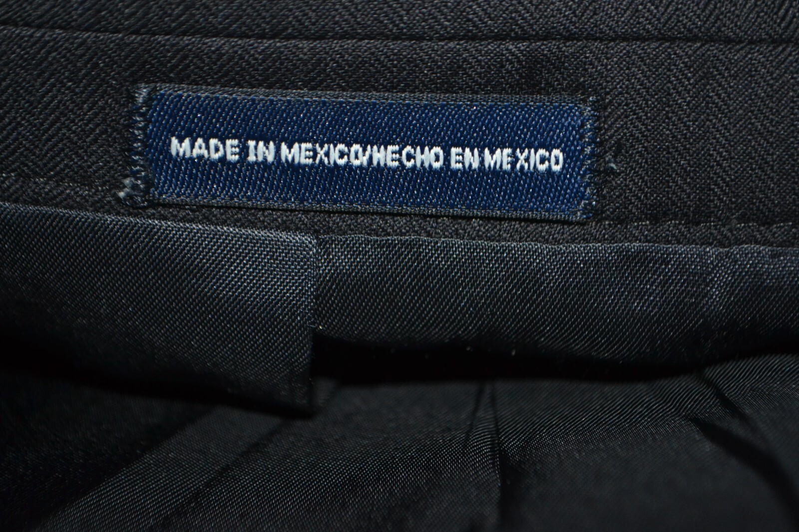 Stafford Men Performance 100% Wool Black Pinstripe Suit Sz 46R Wst 37×31
