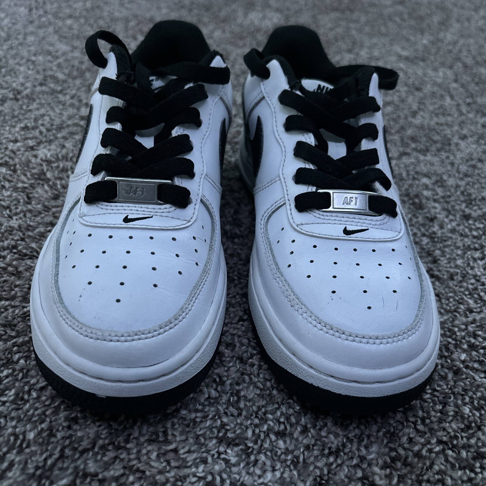 Size 3.5 – Nike Air Force 1 Low White Black