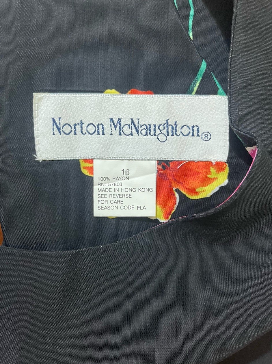 Vtg Norton McNaughton Blouse Sz 16 Hawaiian Tropical Rayon floral print Vibrant