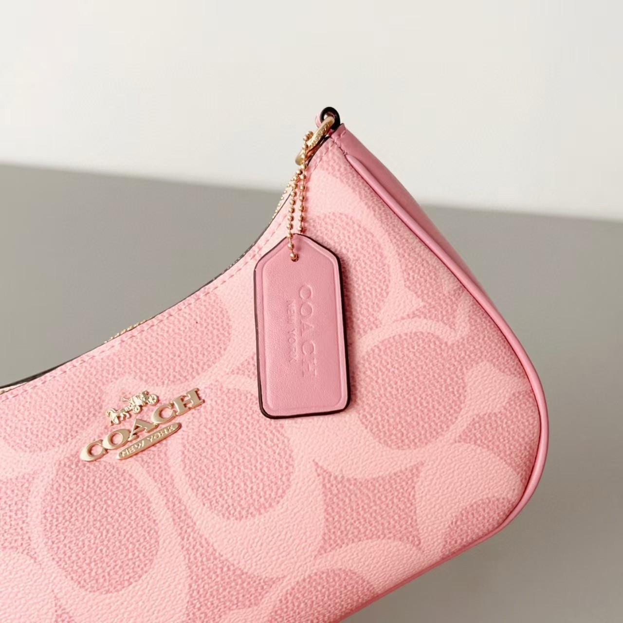 COACH Teri Shoulder Bag In signature canvas/Gold/Powder Pink New CAL51