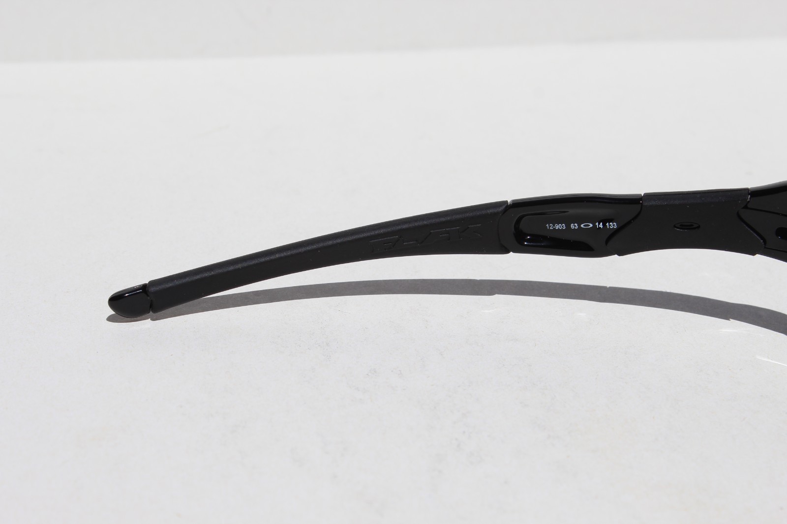 OAKLEY Flak Jacket XLJ POLARIZED Sunglasses Jet Black/Black Iridium 12-903 READ