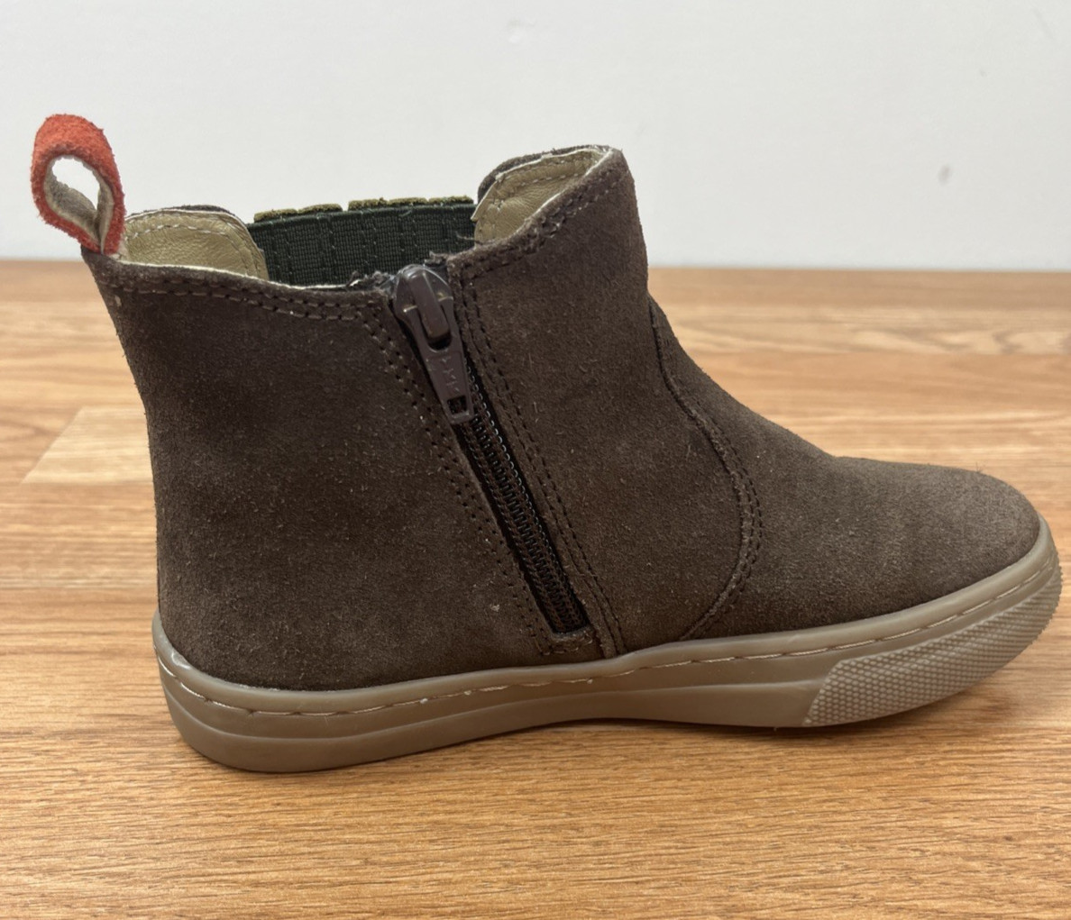 Mini Boden Kids Chelsea Boots in Brown & Camo EU 31 / US 13 Side Zip