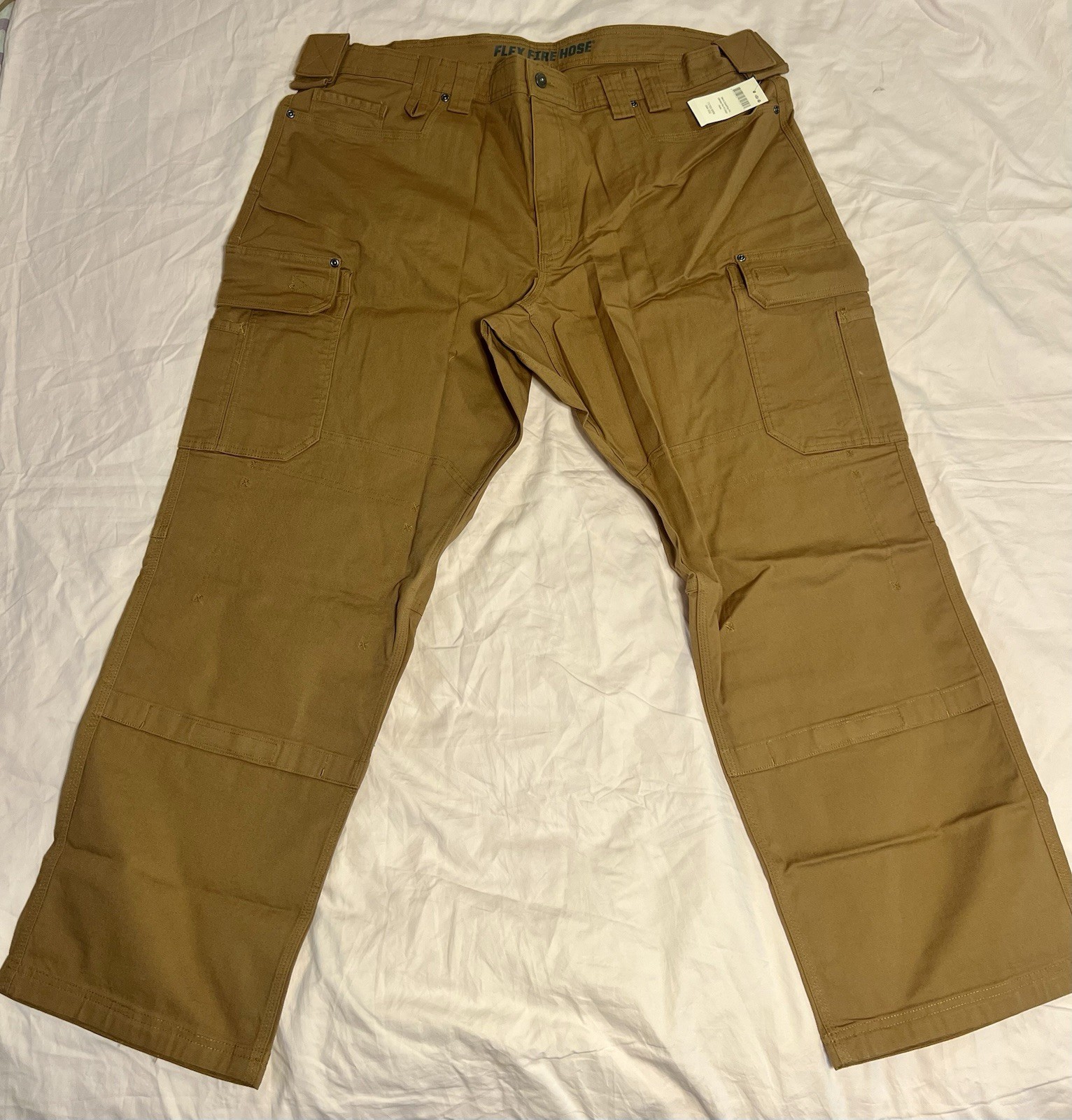 New Duluth Trading Fire Hose Ultimate Cargo Work Mens Pants 44×32 NWT Tan