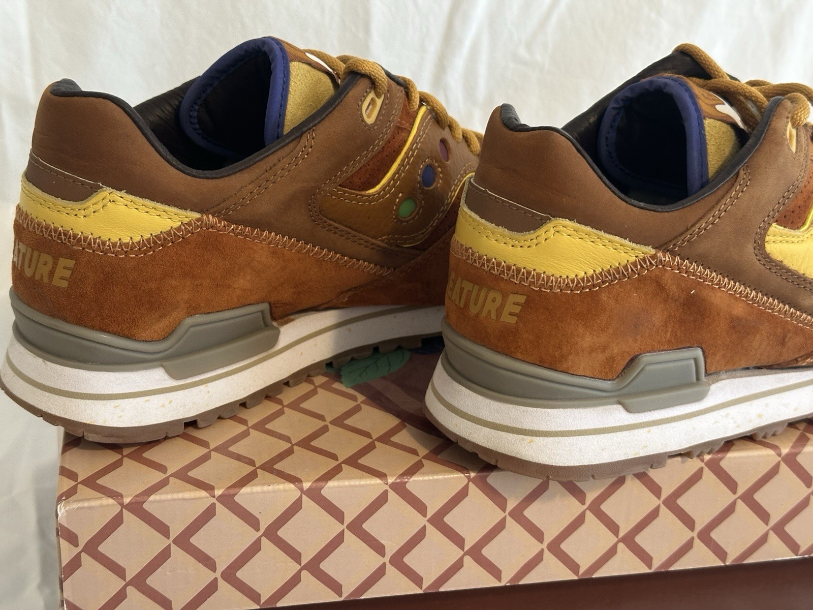 Saucony Courageous Feature Belgian Waffle Sz 11 S70323-2