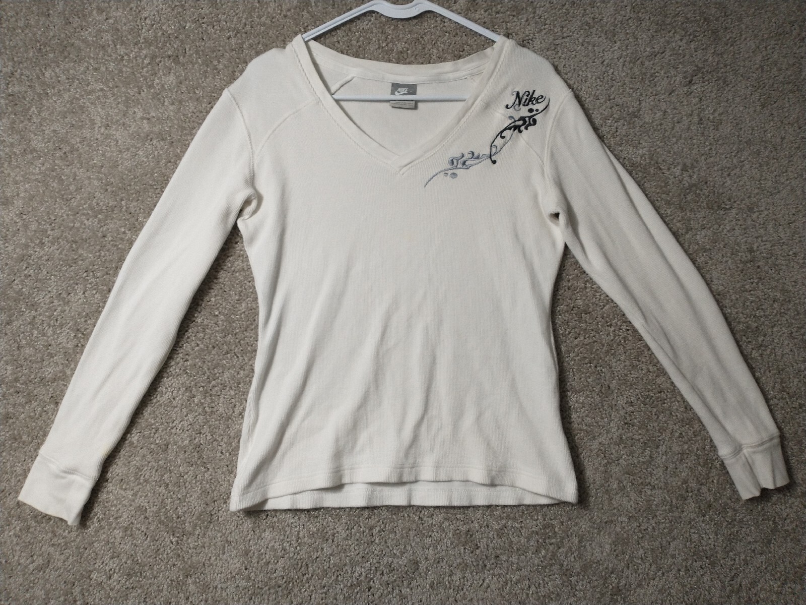 Nike Shirt Womens Large White Black Gray Embroidered Preppy Casual Ladies