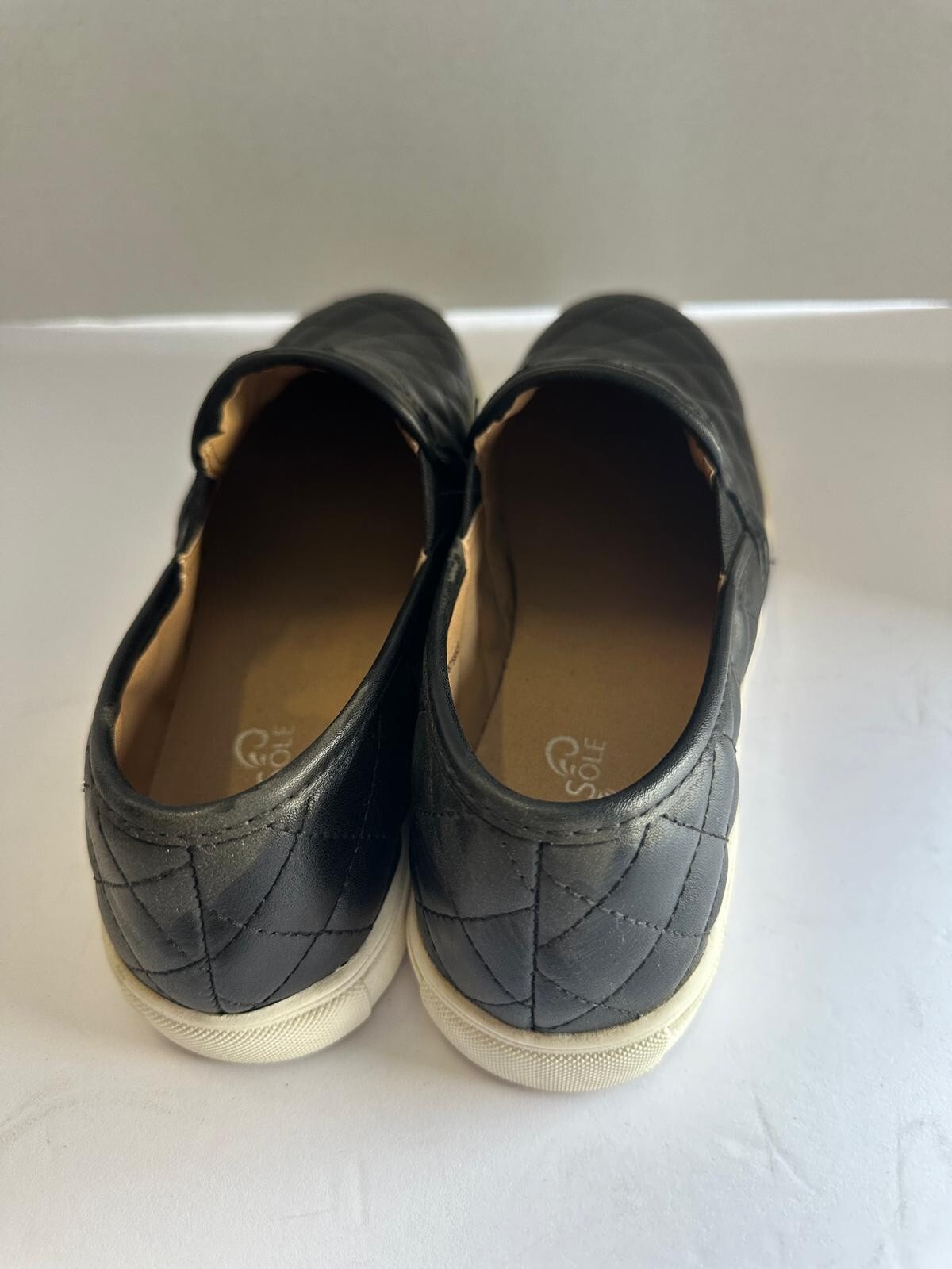 Mountain Sole Quilted Slip On Sneakers Womens 9 Black Faux Leather Loafers
