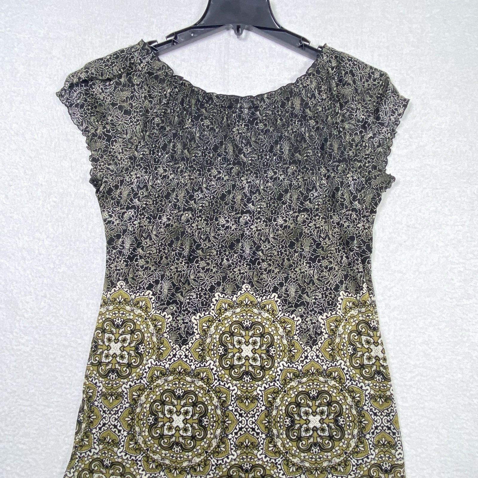 Axcess Liz Claiborne Two Tone Boho Top Women’s L Floral Lace Medallion Print
