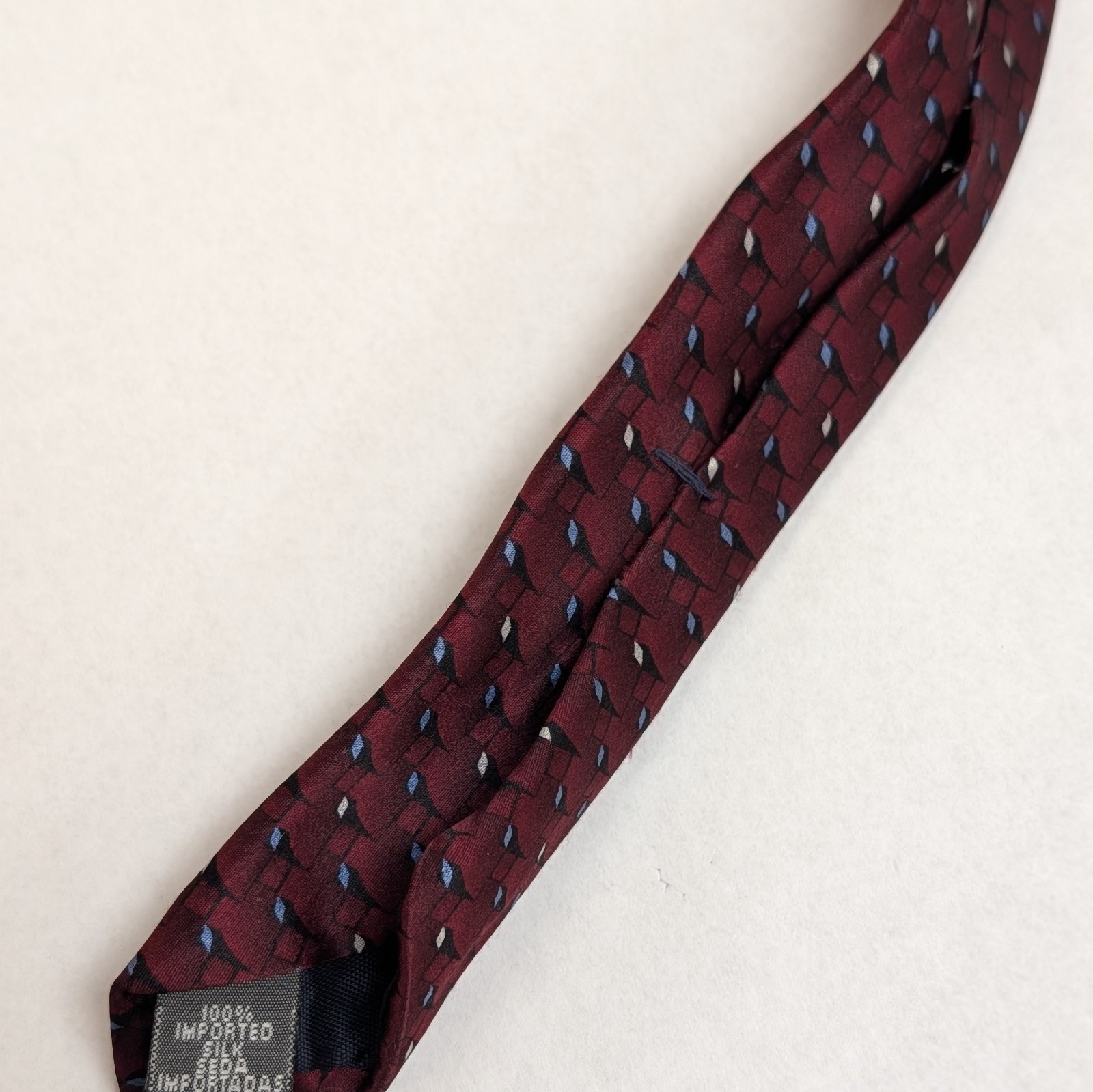 Arrow Silk Tie Red Gray Blue Geometric Men Necktie, READ – Thread loose on back