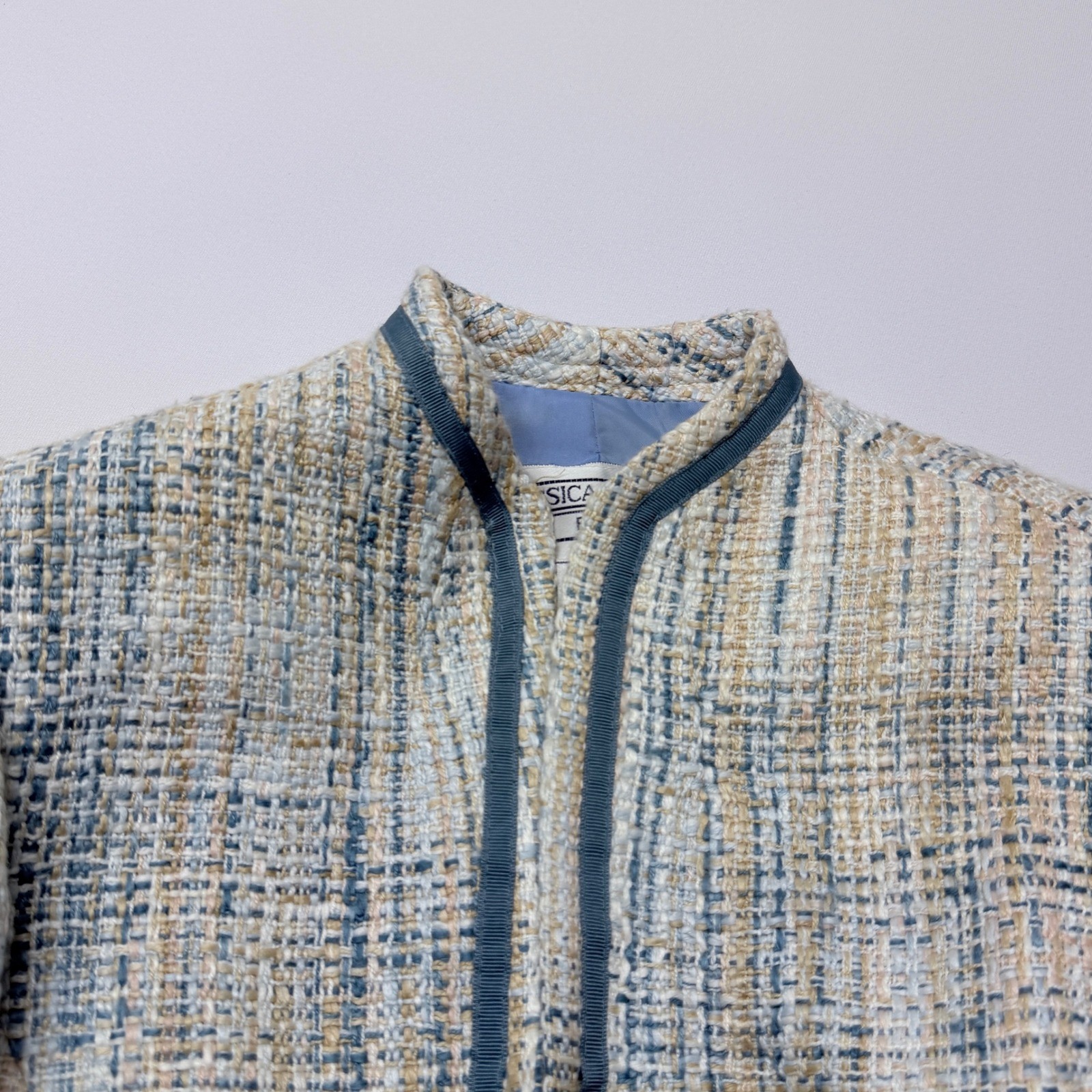 Jessica Howard Petite Blue Cream Tweed Skirt Suit Set Size 6P Bow Trim Vintage