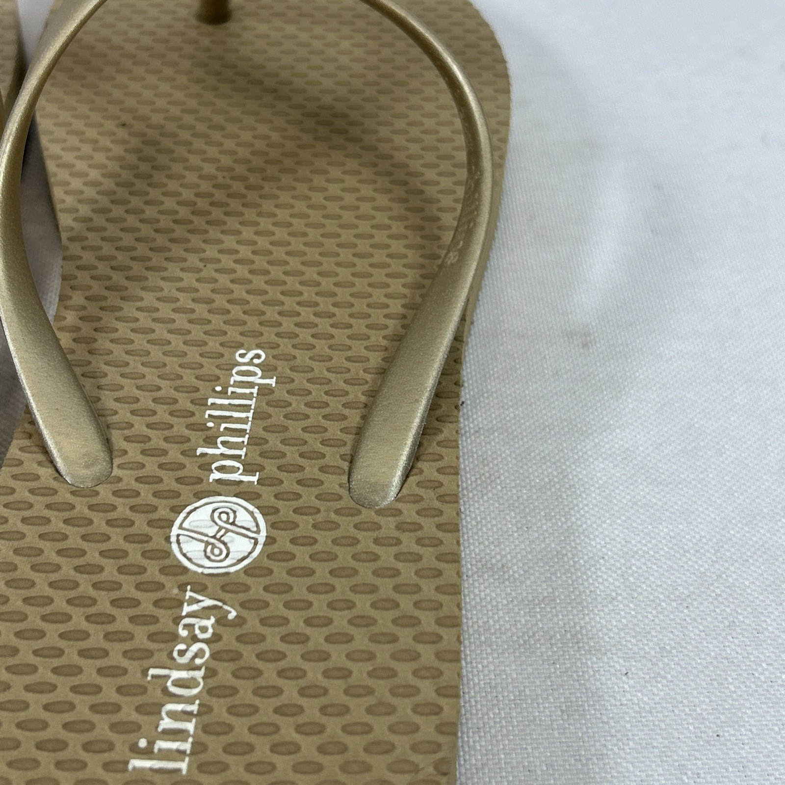 Lindsay Phillips Wedge Thong Sandals Switchflops Size 7M Gold Slides