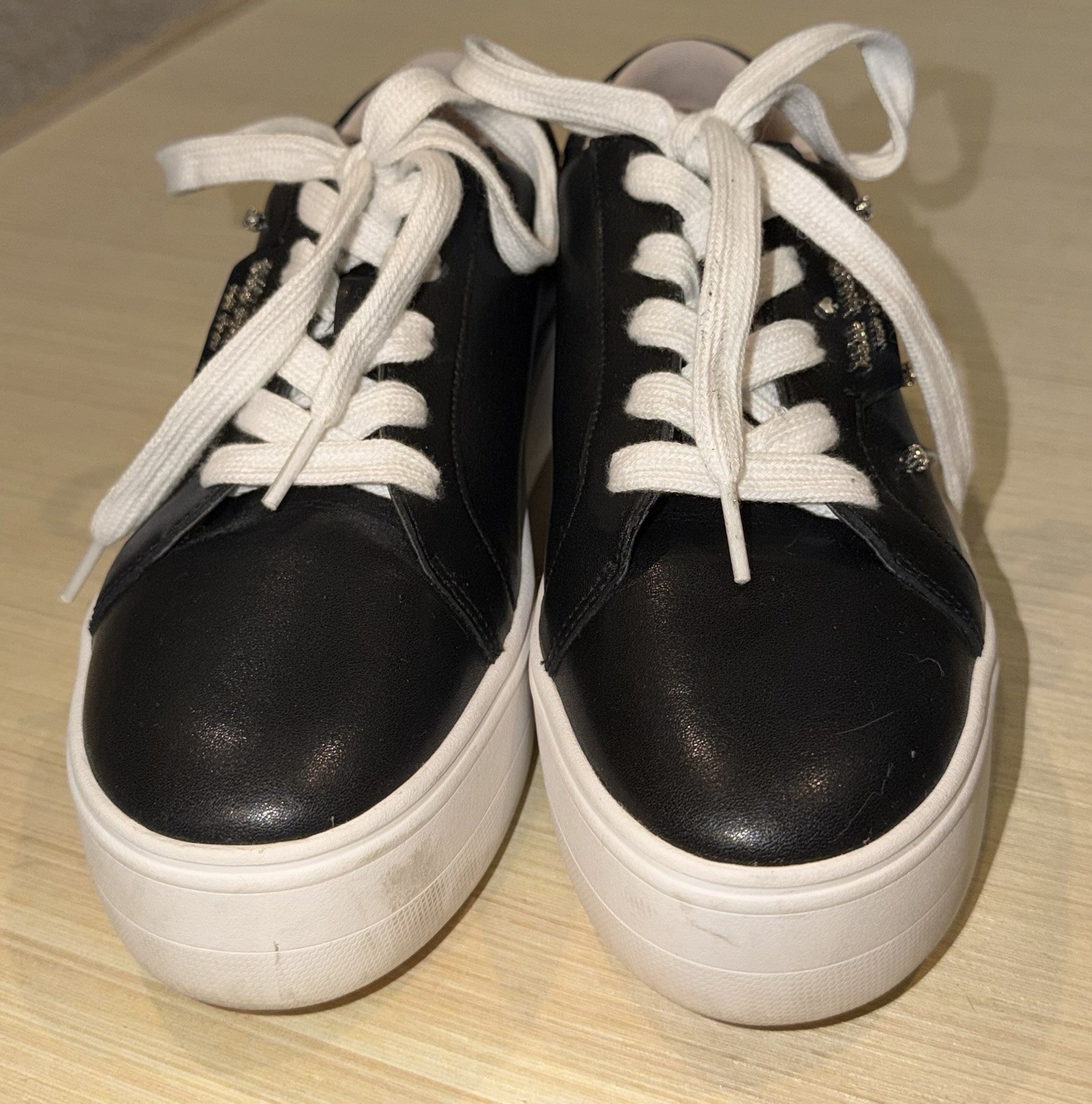 Kate Spade Selena Pearl Rhinestone Lace Up Sneakers Black Leather Women’s 9.5