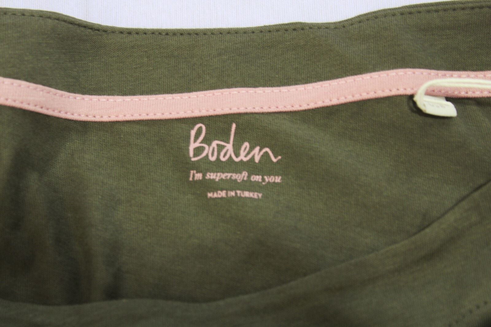 Boden Women’s Supersoft Slash Neck S/S Cotton Blend Tee BE5 Khaki Size 12 (US 8)