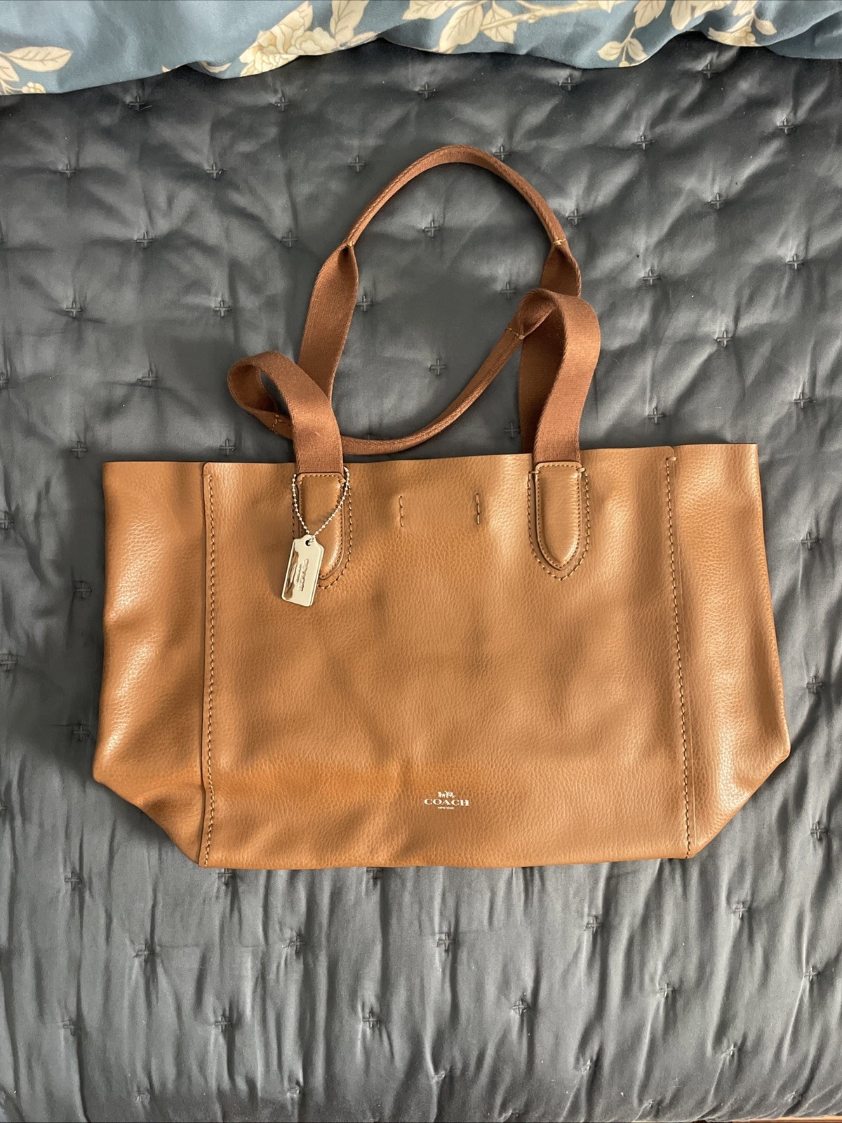 Coach Womens Derby Tote Pebbled brown Classic Office Career Daily Chic