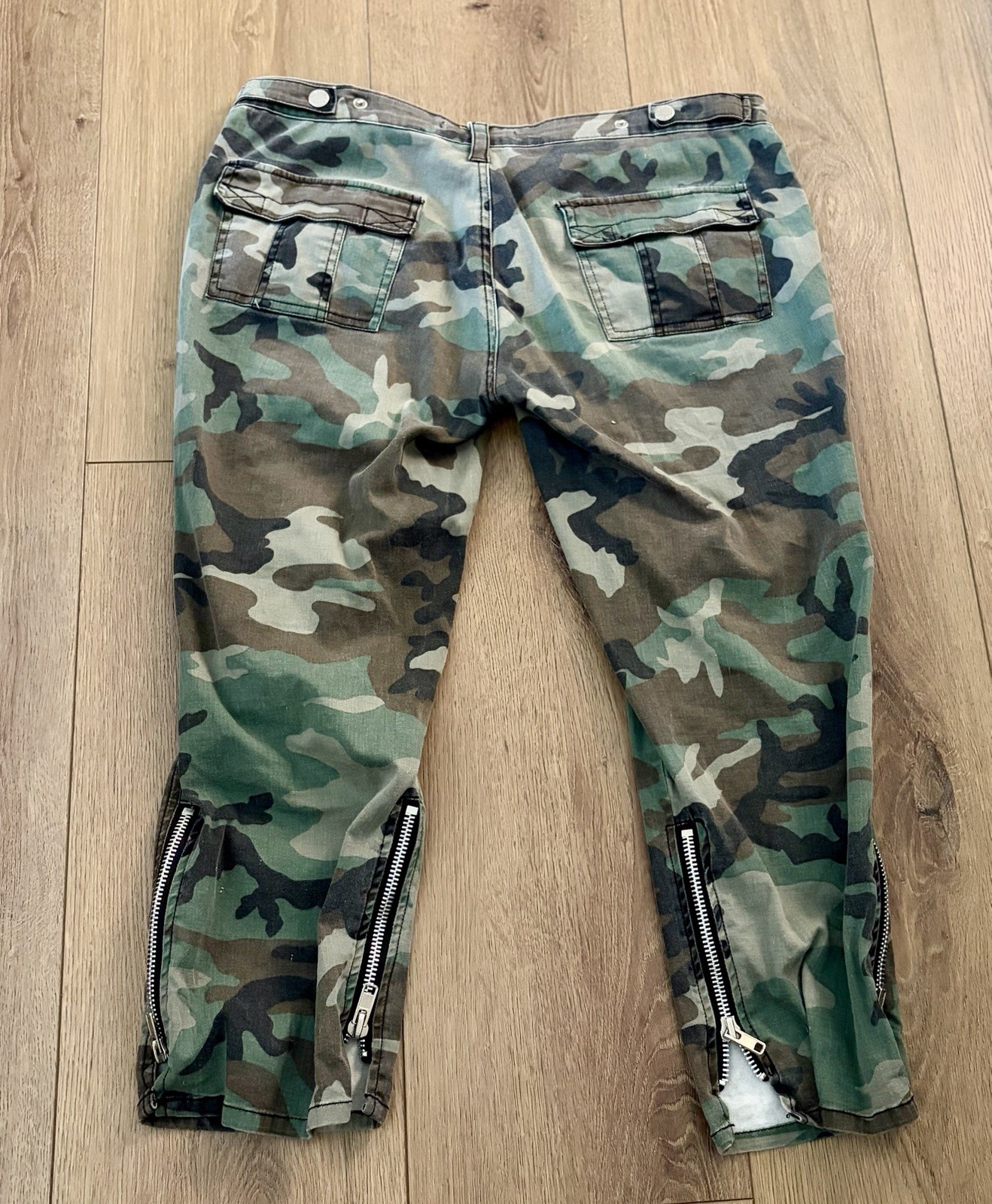 Vanilla Star Juniors Camouflage Cargo Pants Pockets Zip Cuffs Cotton/Spandex