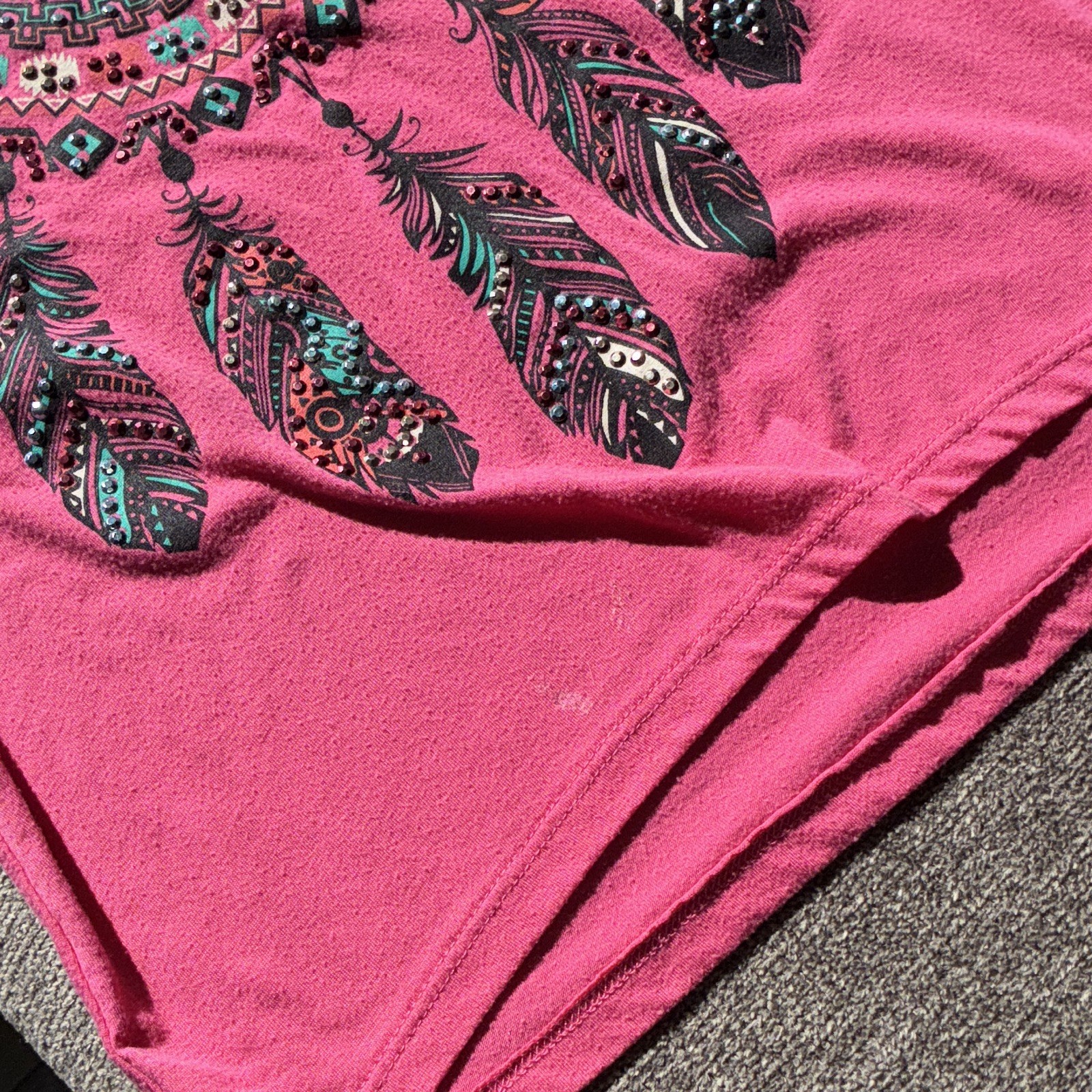 Beautees girls Pink Graphic Sequin Keyhole Neck Short Sleeve Tee L