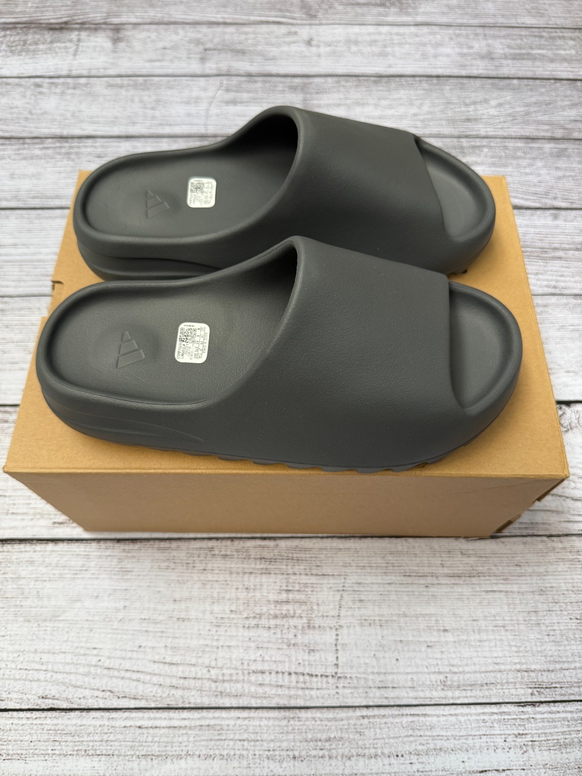 NEW Adidas Yeezy Slide Slate Grey Size 6-13 US Men’s 100% AUTHENTIC