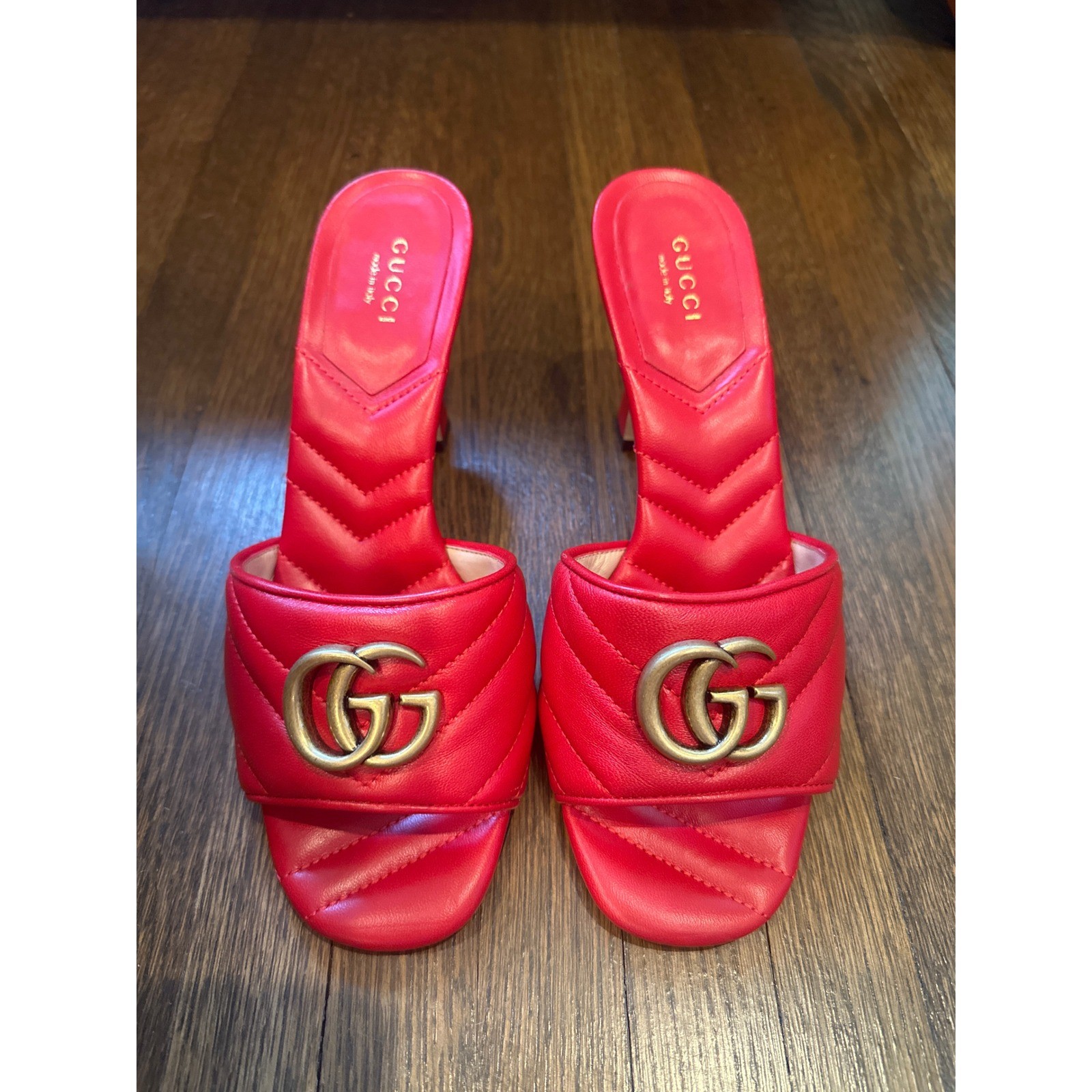 Gucci Marmont Red Matelasse Leather Double G Slide Sandals Mules 37 608961