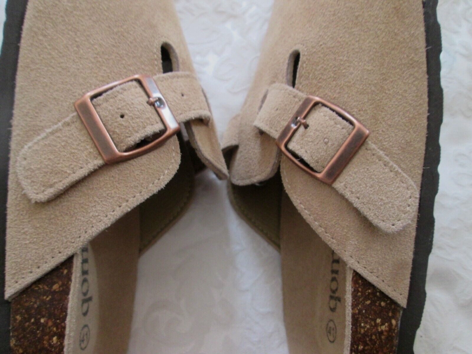 GOMFORT LT TAN/BEIGE SUEDE 41 SLIP-ON CLOGS CORK HEEL BUCKLE UPPER NEW
