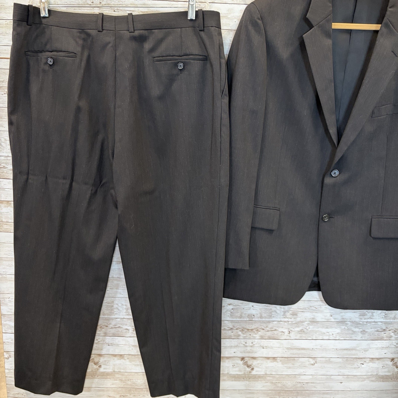 Vtg Pronto Uomo Mens 46R Suit 100% Wool Black 2 Button Ventless Pleated 41×27.5