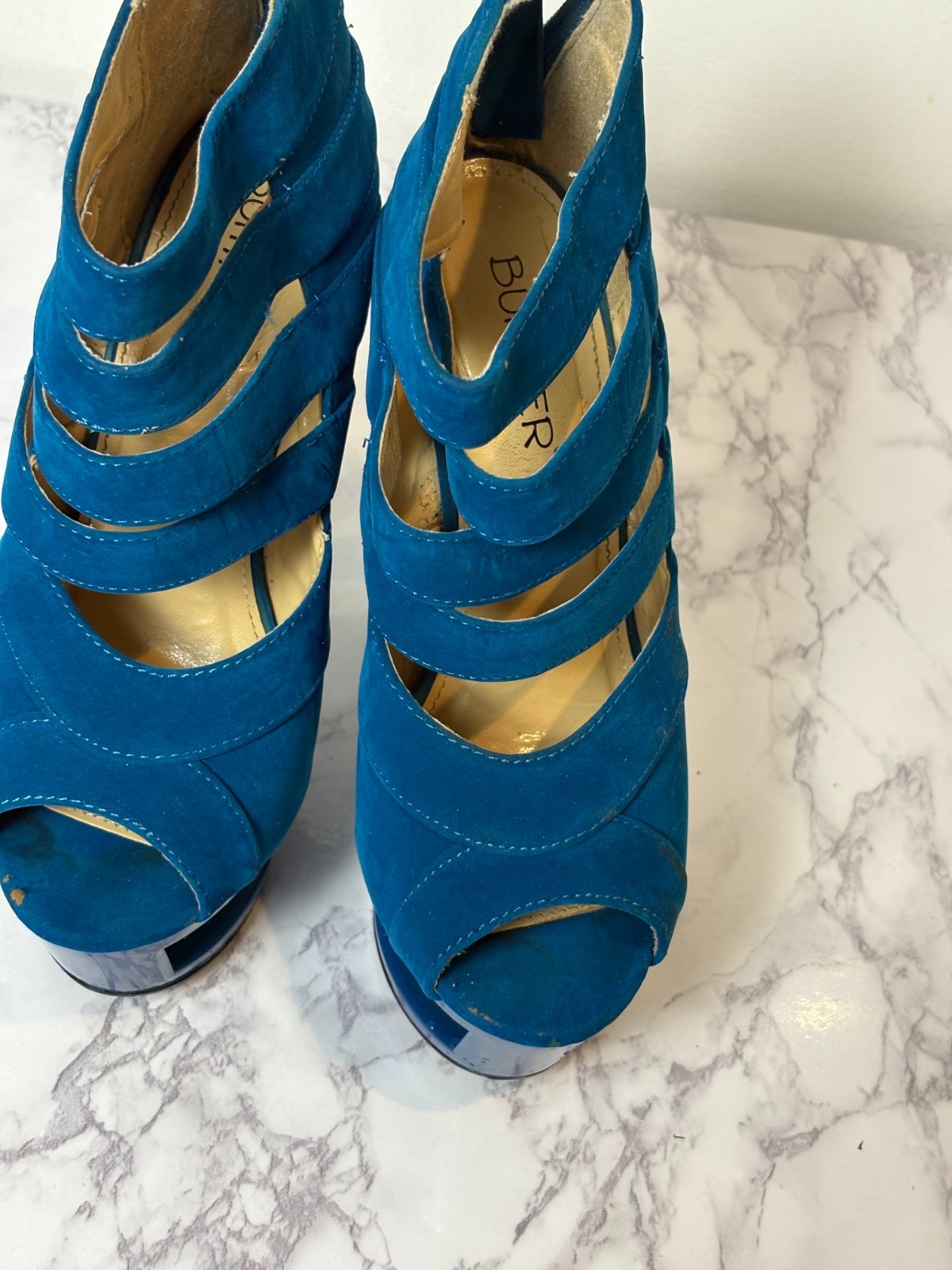 Women’s Bumper Blue Velvet PU Platform Wedged Like Heels Size 6.5
