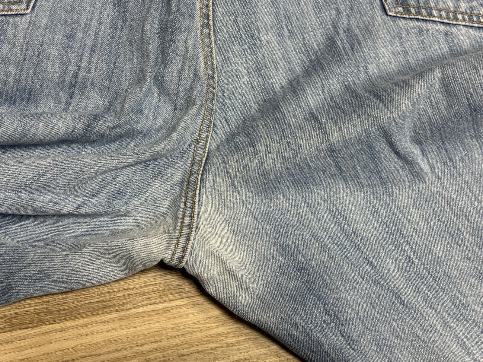 2-Arizona Jean Co Mens Relaxed Fit Light Stone Denim Blue Jeans Size 48×30 – NEW