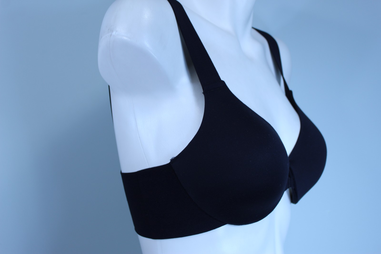 Spanx 30011R Lined Underwire Front Closure T-shirt Bra 34C black