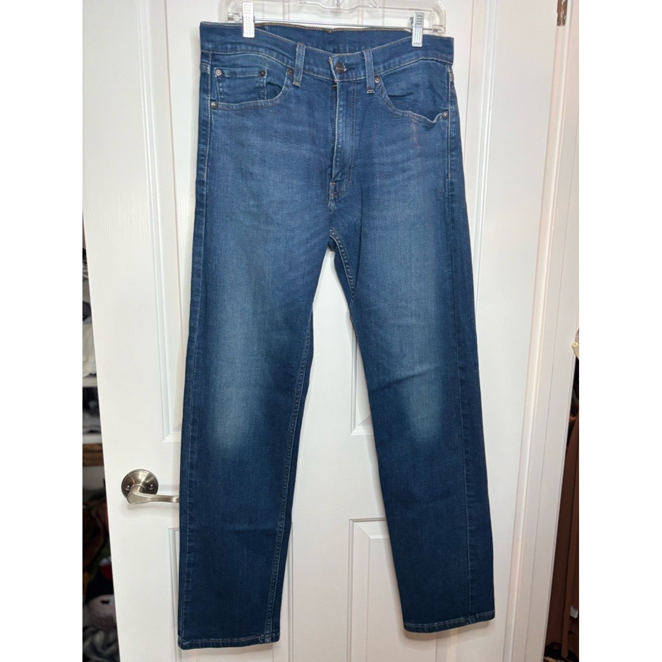 EUC Levi’s 505 Men’s Classic Straight Leg Jeans in Deep Blue Wash size 32×34