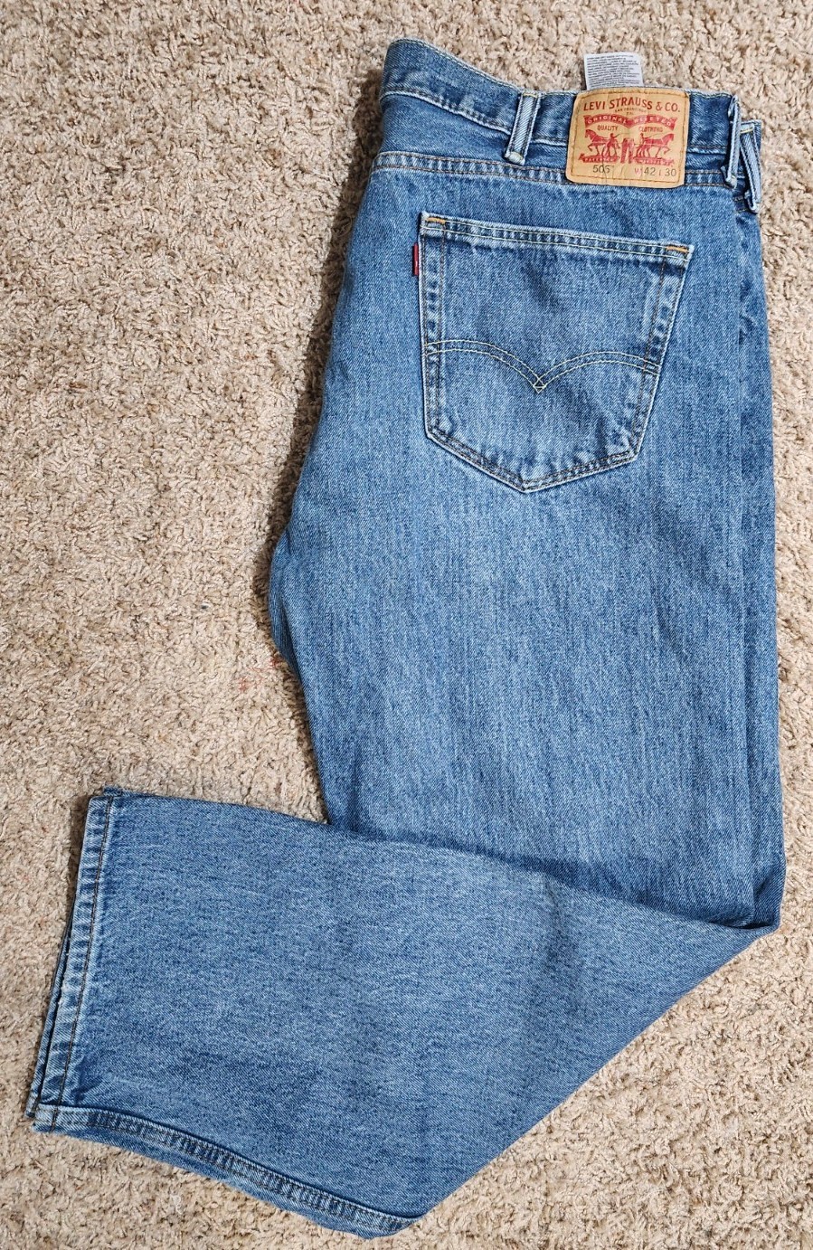 Levi’s Mens 505 Regular Fit Straight Leg Jeans Dark Wash 42×30 NWT Casual Work