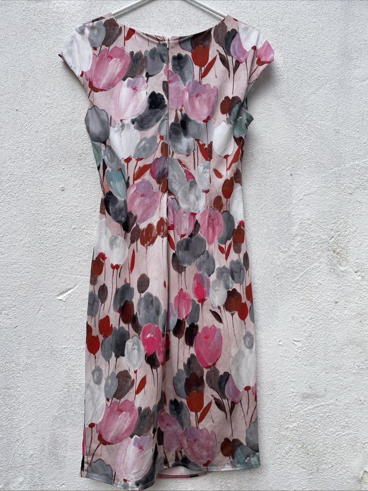 Phase 8 Pencil Dress Womens 12 38” Pink Floral Tulips Short Sleeve Wedding Party