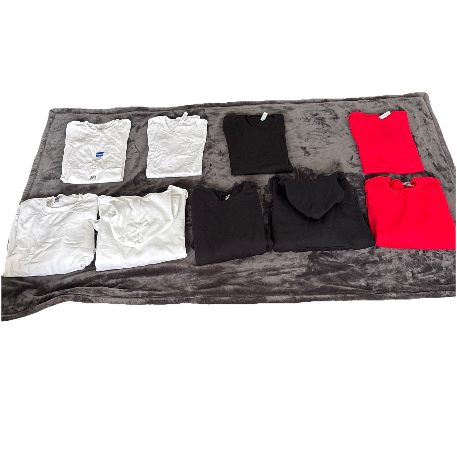 Bulk Lot of 9 Blank T-Shirts, Hoodies, and Sweatshirts M – Gildan, Bella Canvas