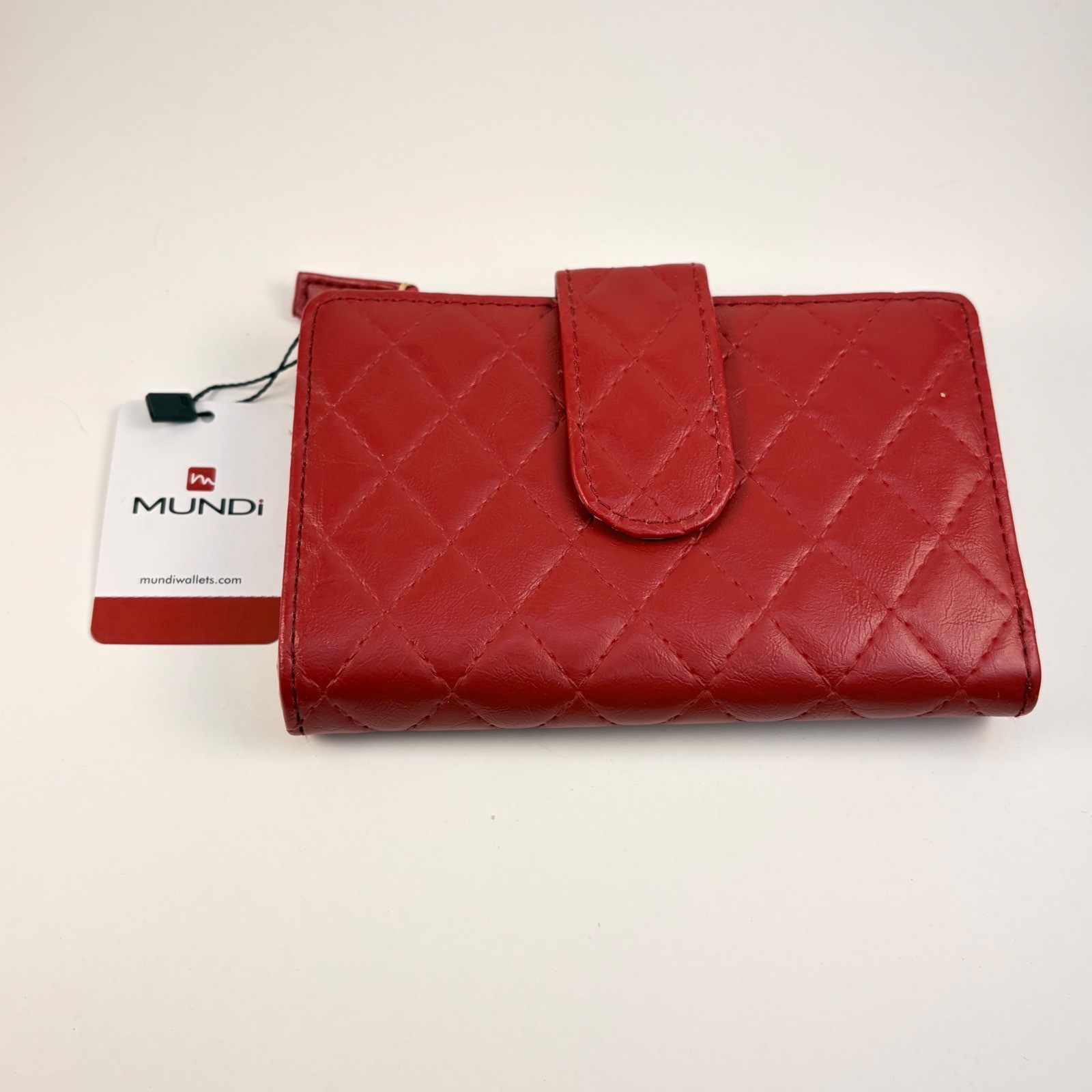 Mundi Frankie Indexer Red Quilted Bifold Wallet New With Tags