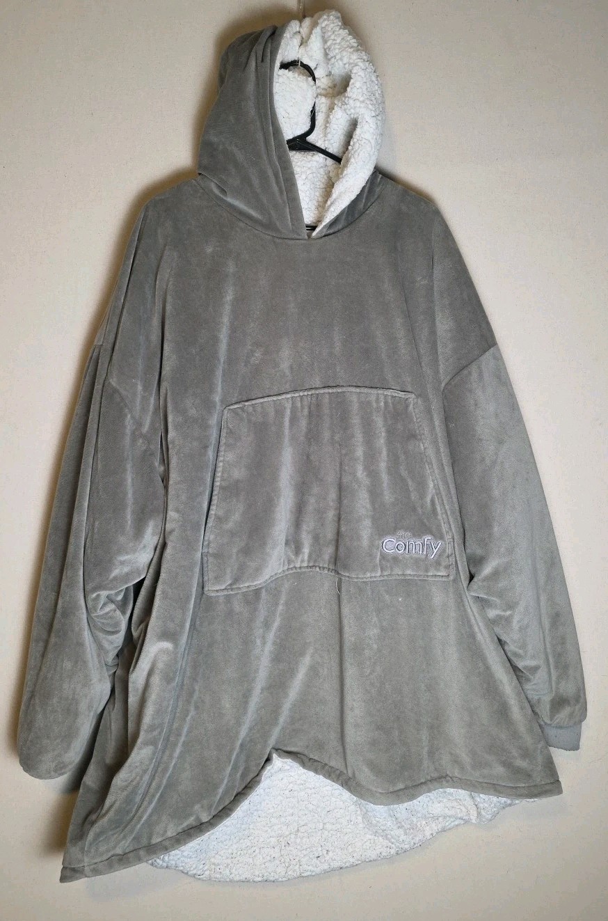 The Comfy Cozy Oversized Gray Hoodie Blanket Sharpa Velvety Gray One Size