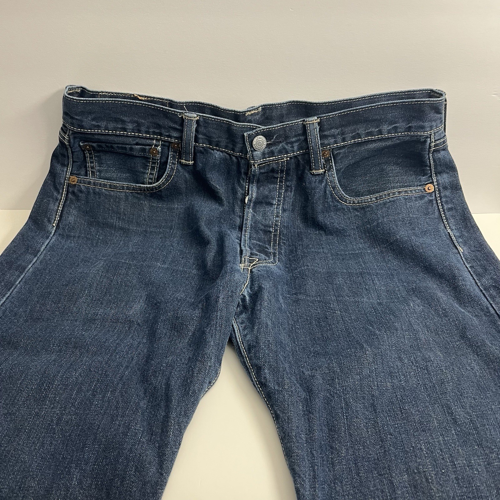 Levi’s 501 Men’s 34×30 Regular Jean Fit Dark Wash Blue Denim Button Fly
