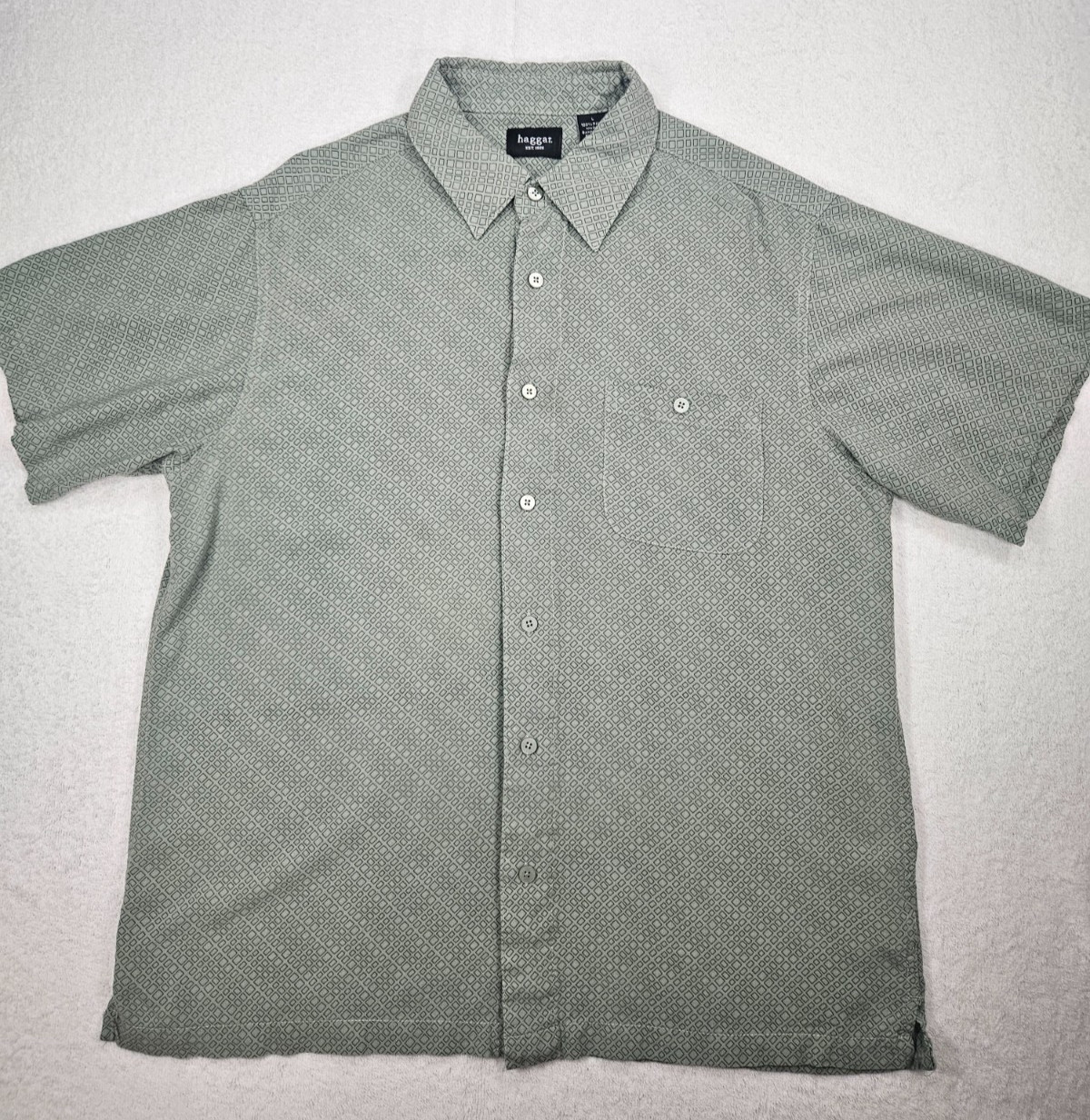 Haggar Luxury Microfiber Men’s Green Plaid Button-Up Shirt Size L with Pocket