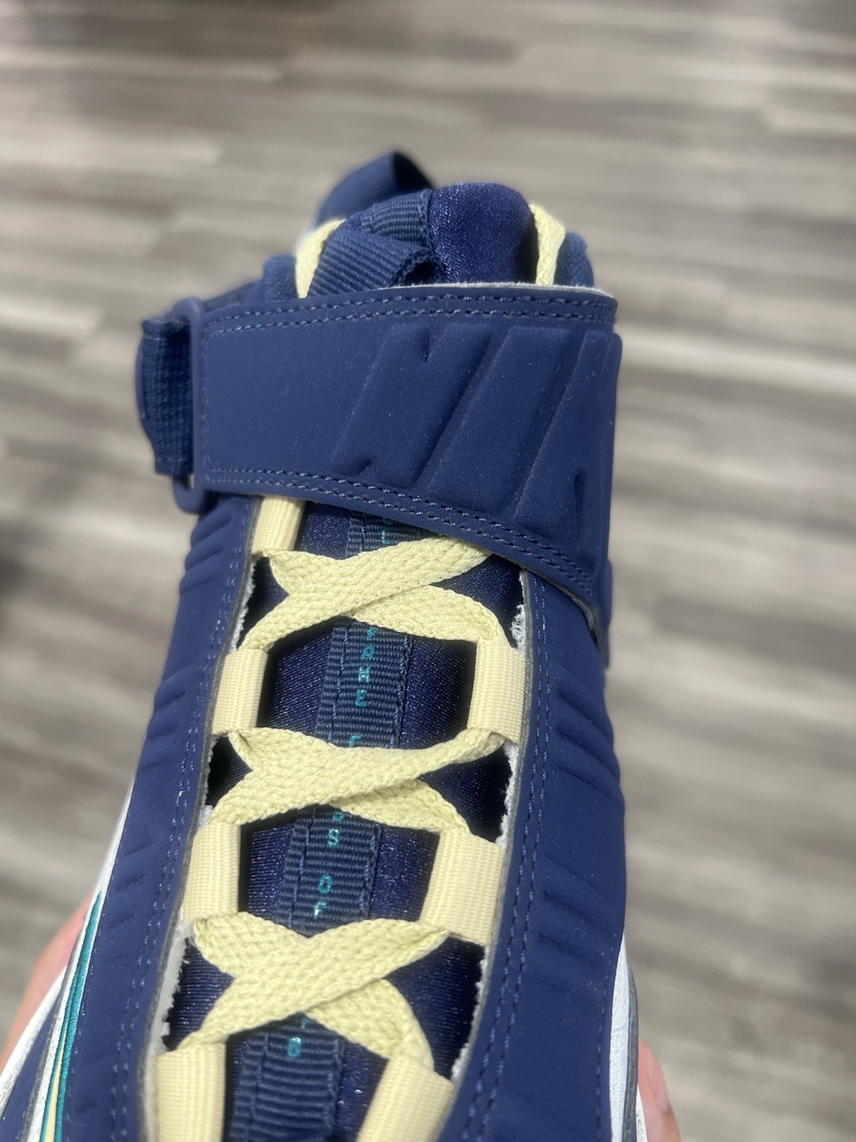 IV6299*410 Mens Nike Air Griffey Max 1 HBCU Swingman Classic