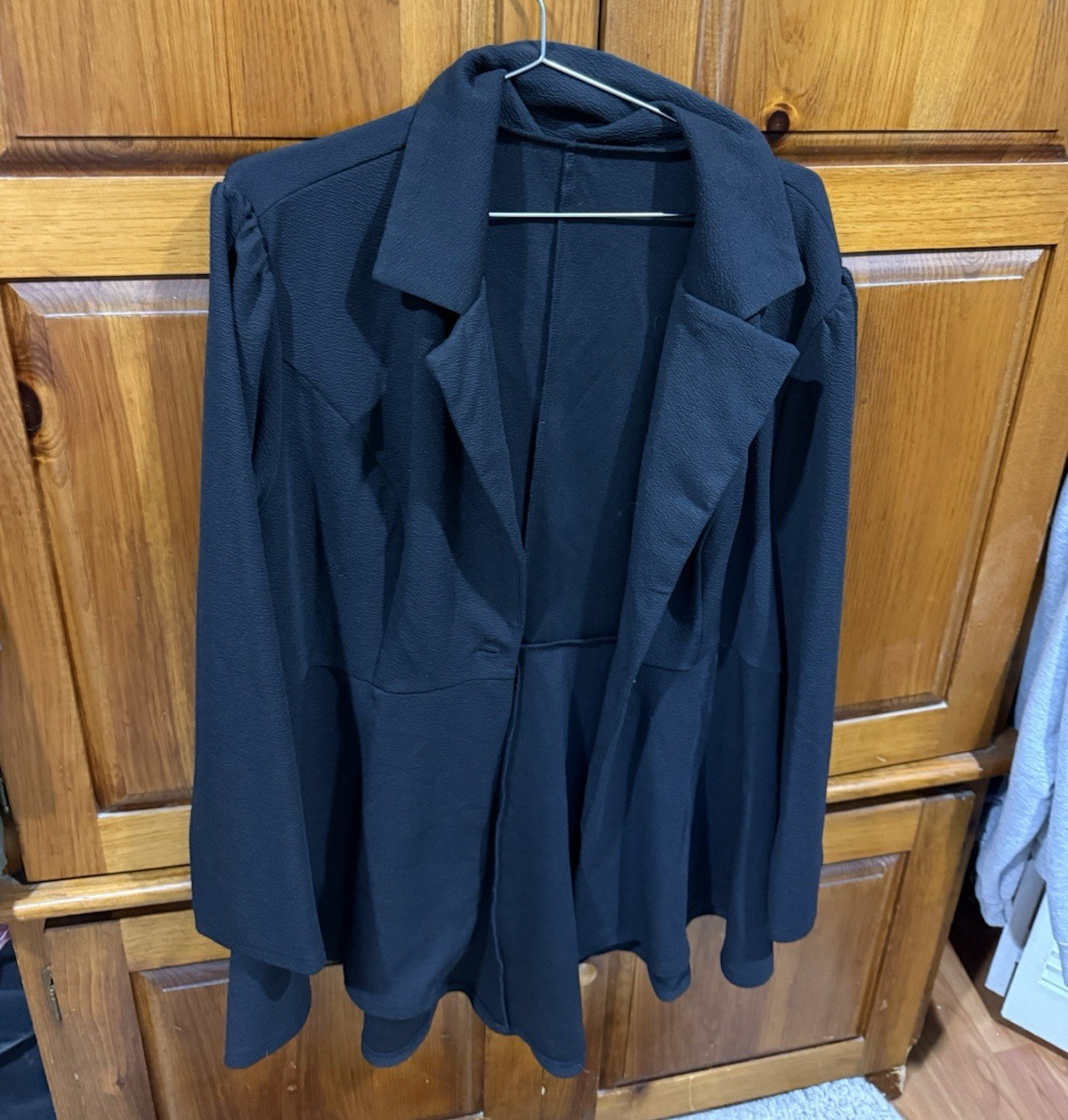 Women’s Black Long Blazer Jacket Open Front Collared Lapel Long Sleeve 22W