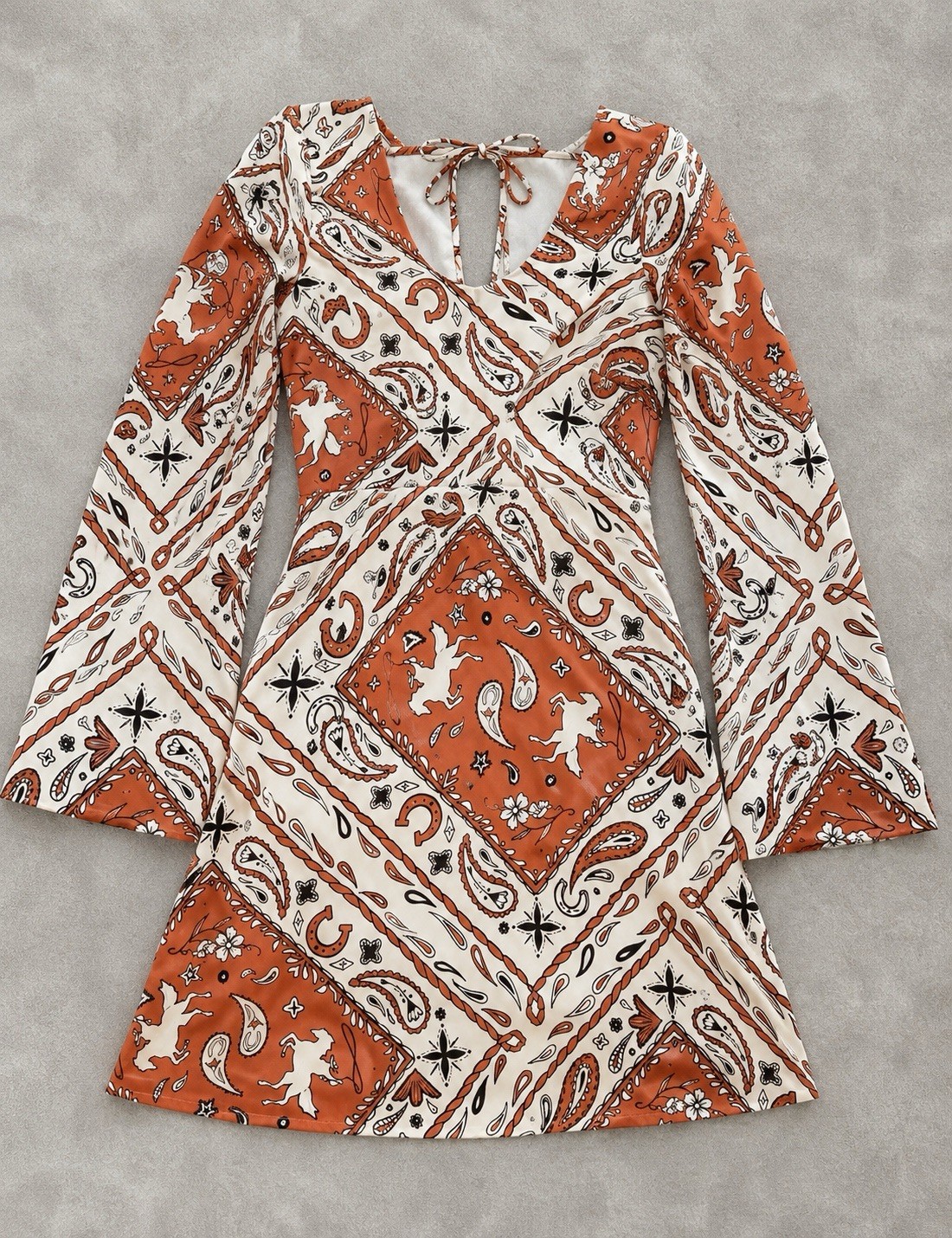 NWT Bailey Rose Paisley Horse Print Open Back Long Sleeve Mini Dress M