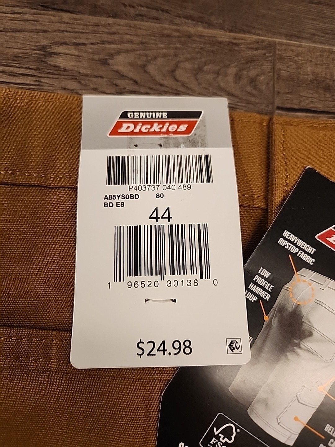 NWT Dickies Ultimate Ripstop Cargo Shorts Men’s Size 44 BROWN Relaxed Fit
