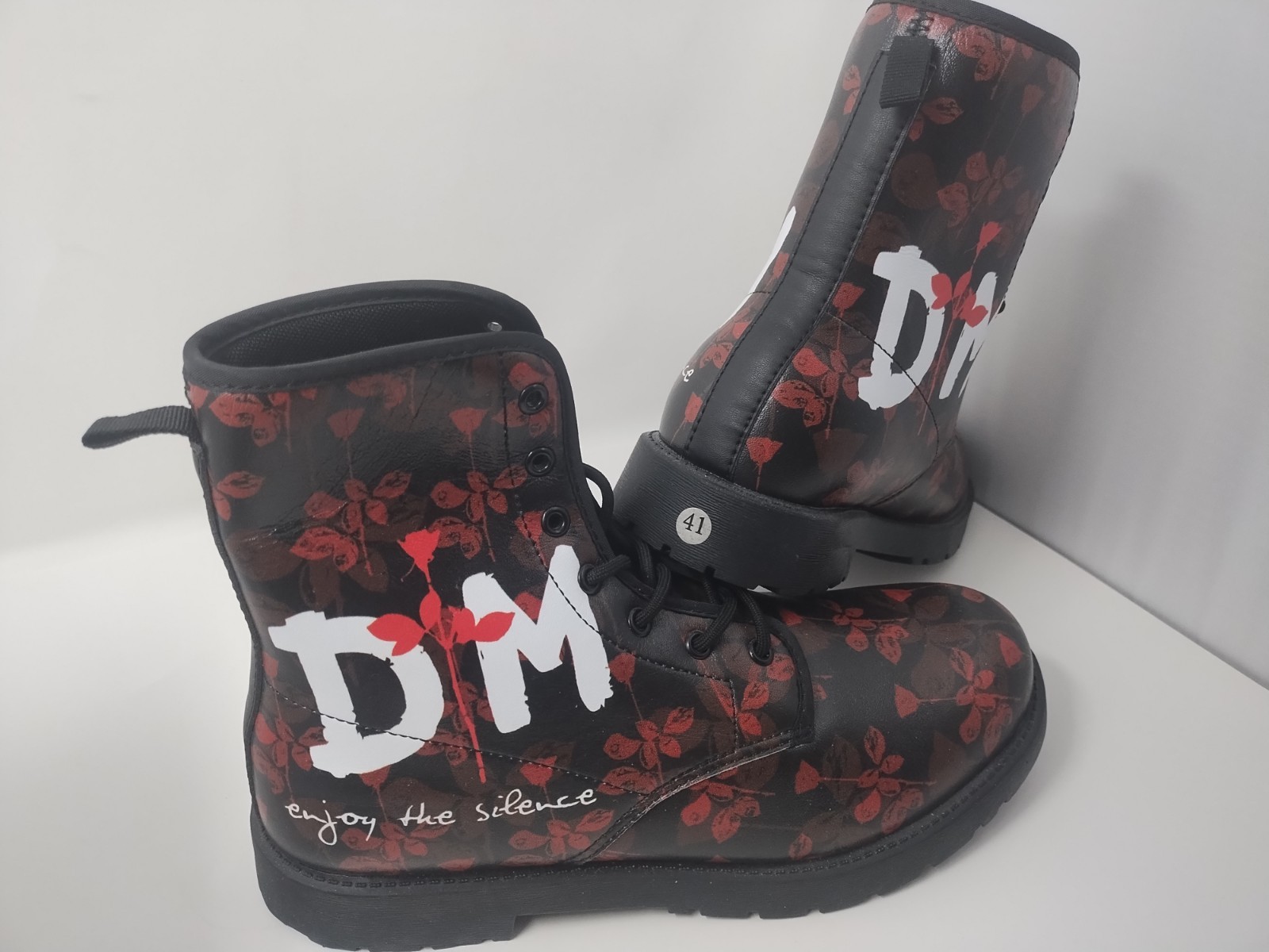 Depeche Mode Boots. Enjoy the Silence. DM Violator. Men’s 7.5 Women’s 10 Euro 41