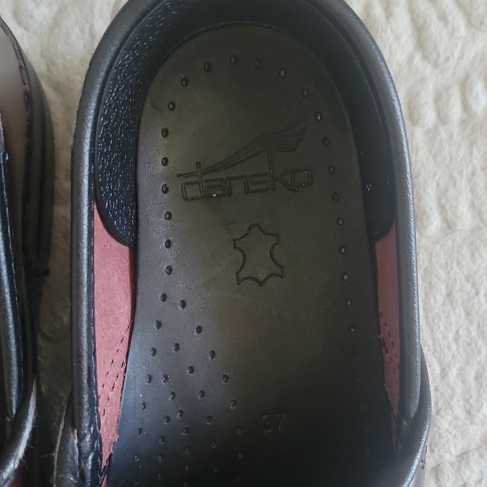 Dansko Professional Burgundy Leather Comfort ClogSlip On Wedge Heel EU 37 US 6.5
