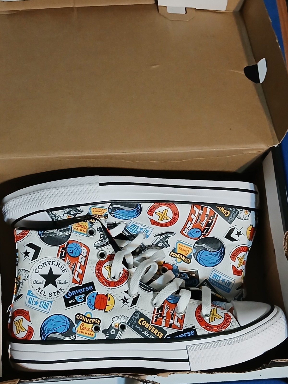 Converse CTAS HI Sneaker Shoes 672449C Junior Sz 6