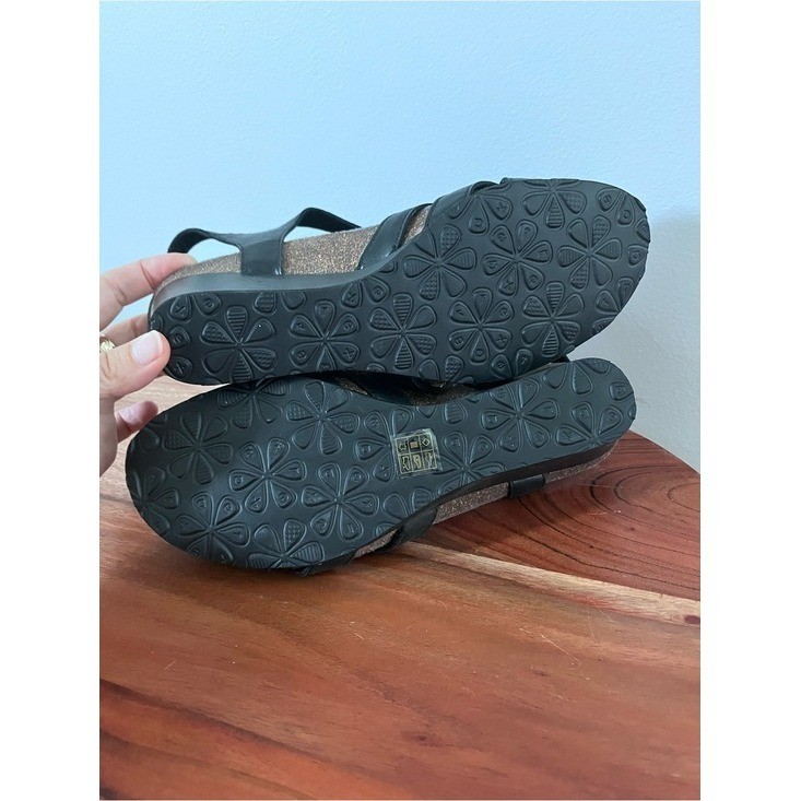 Aetrex Black Leather Wedge Sandals Strappy Comfort Buckle EW690W US 8.5