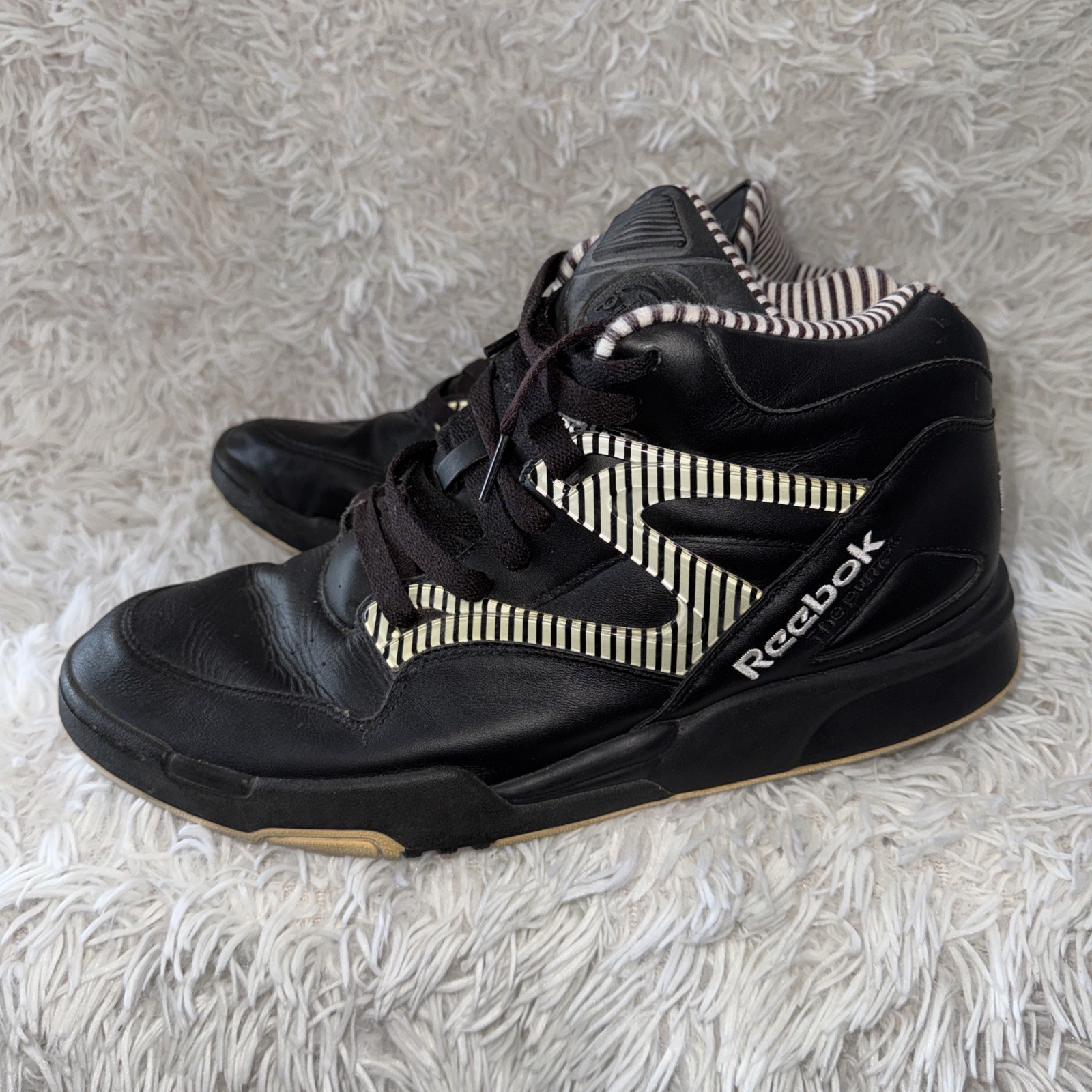 Reebok Men’s Pump Omni Zone II Basketball Shoes, Size 13 Black High-tops