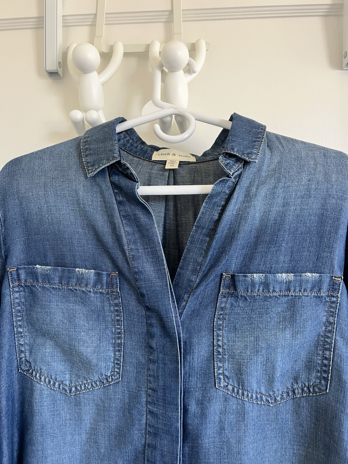 Cloth and Stone XS Frayed Jean Shirt Button Up