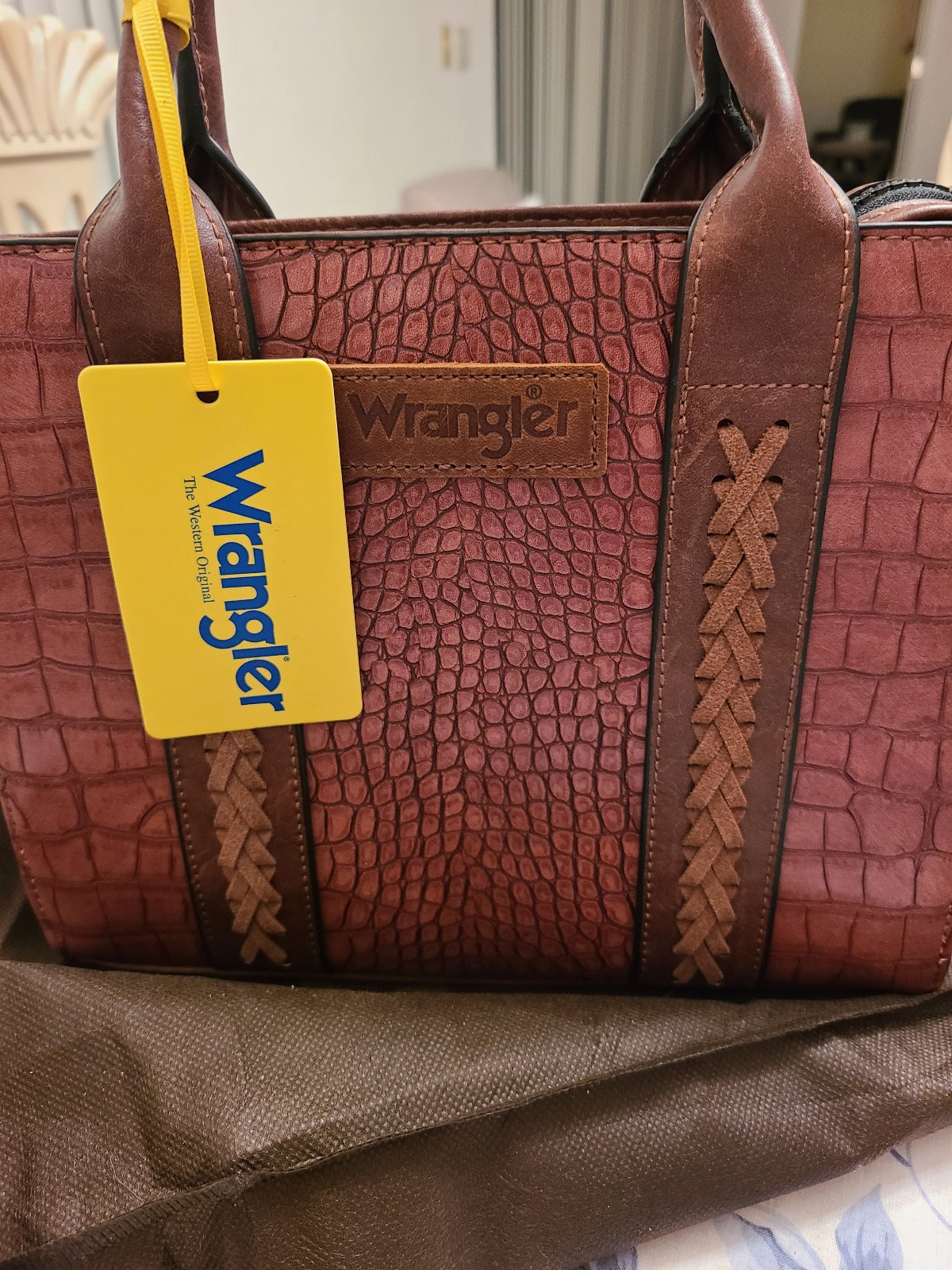 NWT Wrangler Whipstitch Crossbody Tote Bag Brown Med Satchel Handbag WG708120BBR